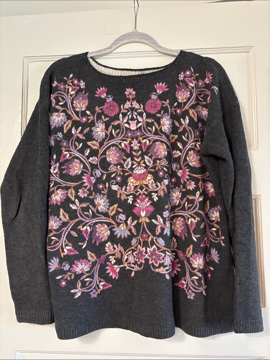 J. Jill Sweaters - Charcoal Floral Crewneck Sweater - Pink Accent